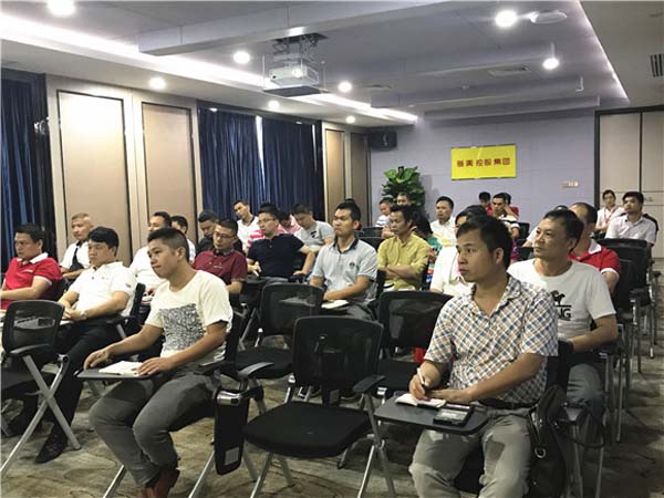 深圳厂房装修哪家好?【深圳新美装饰公司】（400-7777-347）不但拥有丰富的项目经验，同时资深的设计师资源以及团队力量让厂房装修更加专业，装修就找新美装饰.