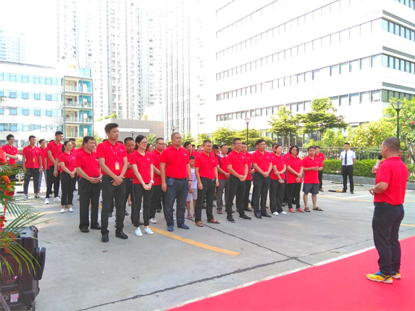 深圳厂房装修哪家好?【深圳新美装饰公司】（400-7777-347）不但拥有丰富的项目经验，同时资深的设计师资源以及团队力量让厂房装修更加专业，装修就找新美装饰.